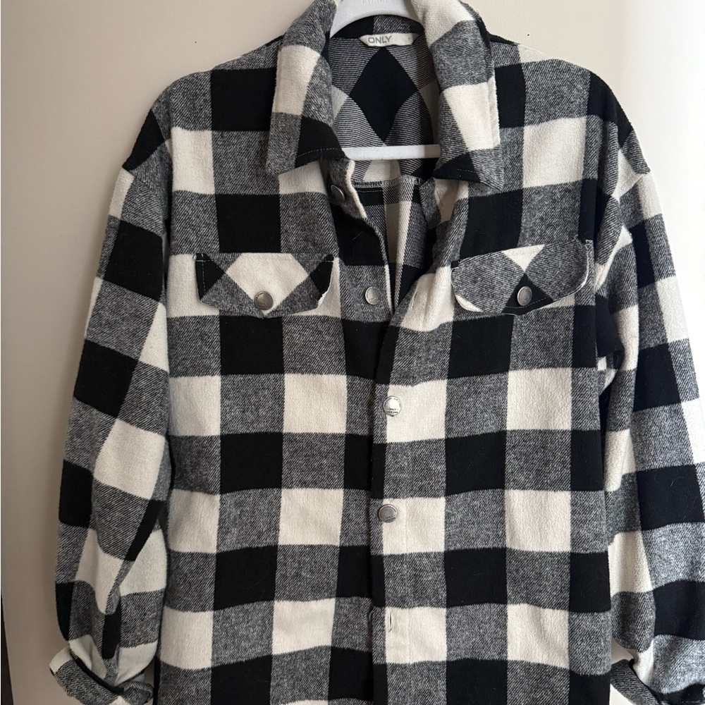 Black and White Buffalo Check Shacket- Medium
